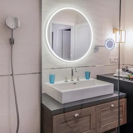 Balalake מלון דירות Szántód