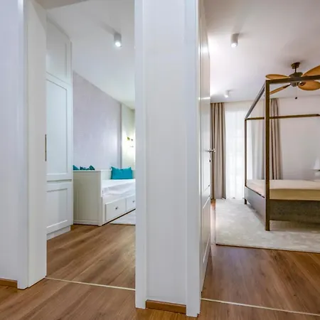 Balalake アパートホテル *