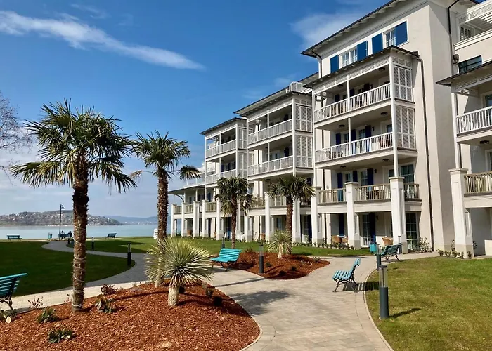 Balalake Aparthotel *