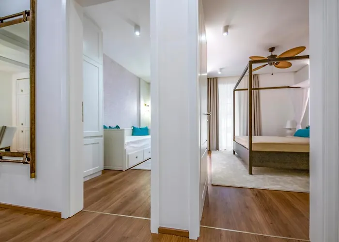 Balalake Aparthotel *